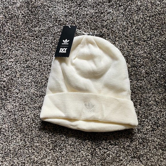 NWT IVY PARK x adidas Icy Park Beanie Core White OS main image 2